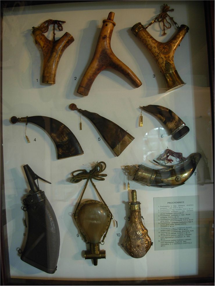 Picture Of Powder Boxes In Muzeum